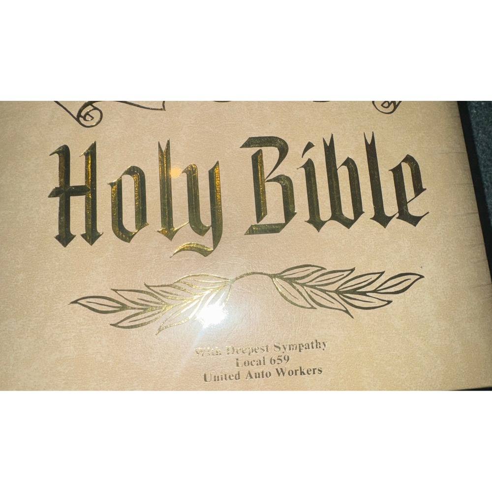 Vintage Holy Bible UAW Local 659 United Auto Workers Labor and the Bible Gold